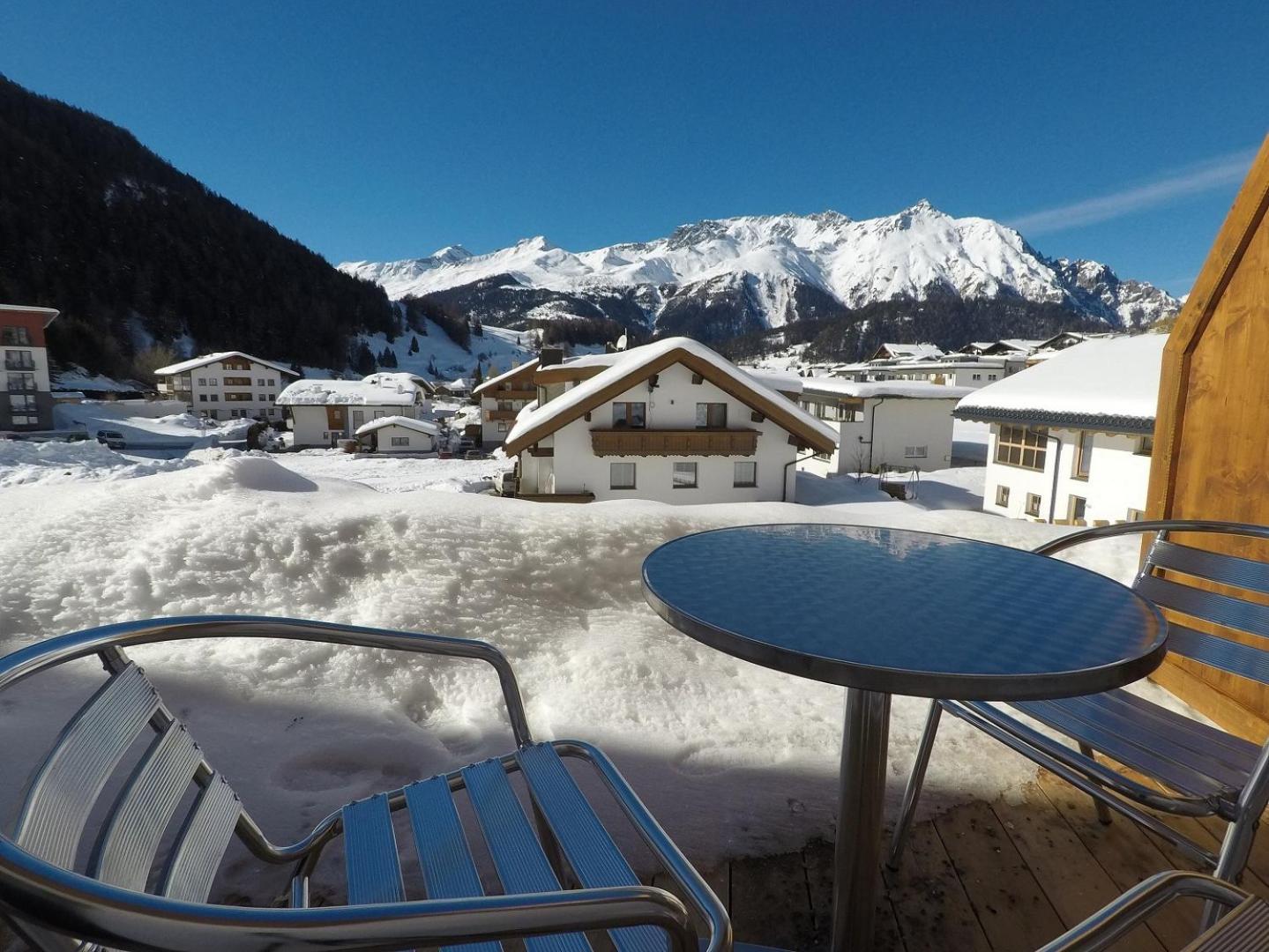 Collina Hotel Garni Nauders Eksteriør bilde
